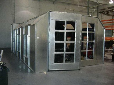 Cross-Flow Paint Booth W/ Exhaust