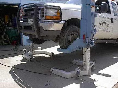 OTC 10-Ton Mobile Vehicle Lift System