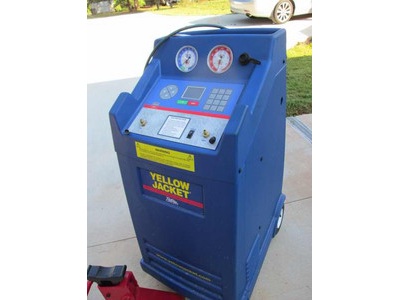 2012 Yellow Jacket A/C Machine